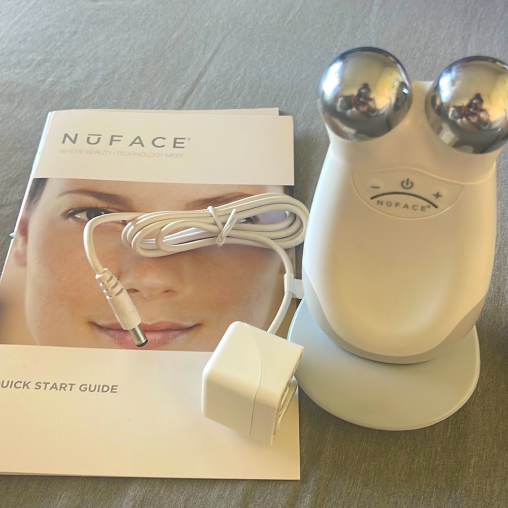 Like new NuFace Trinity original